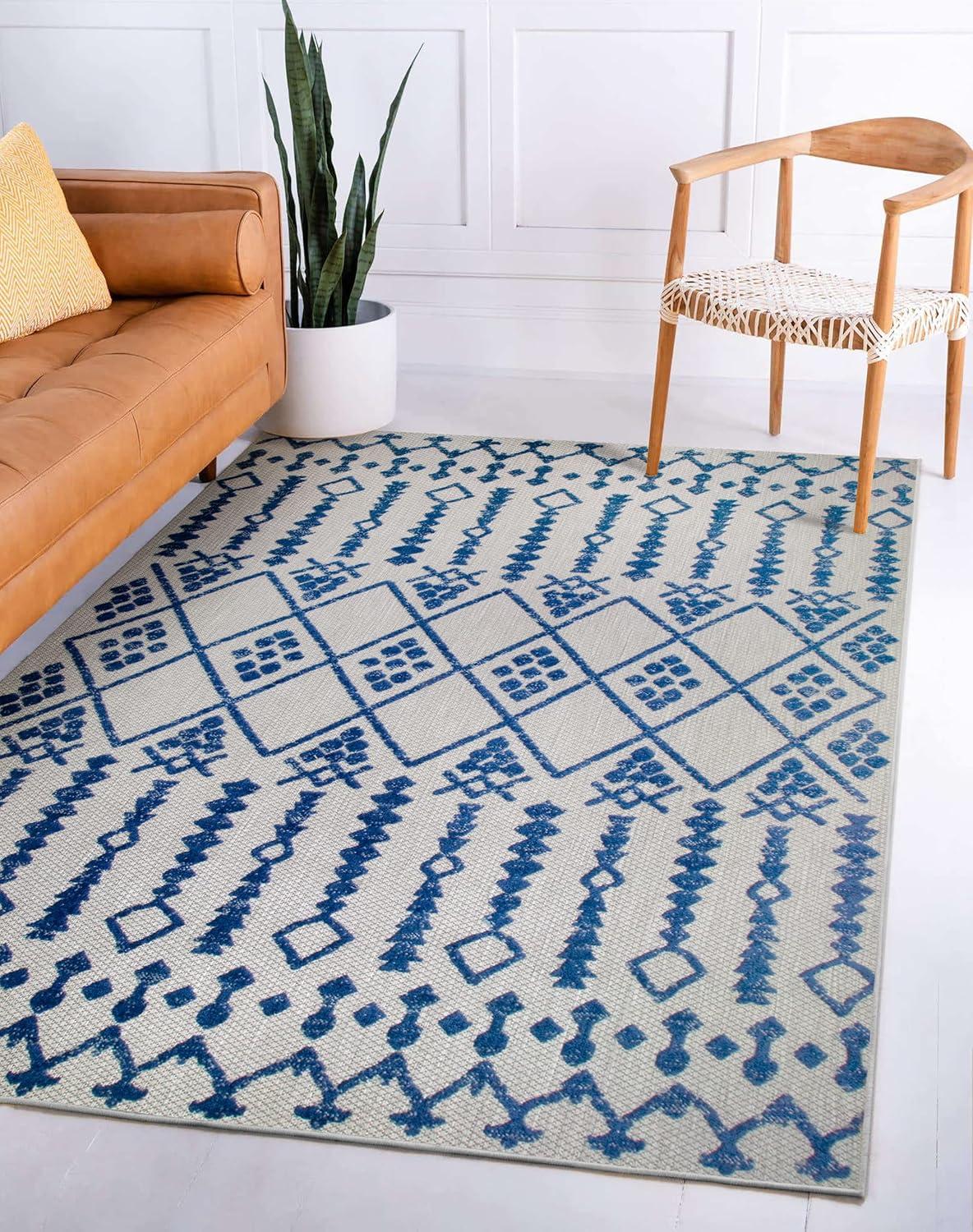 image:imageLeick Home 594952 Cusp Gray with Blue Moroccan Pattern Indoor Outdoor Area Rug Rectangle 4x6