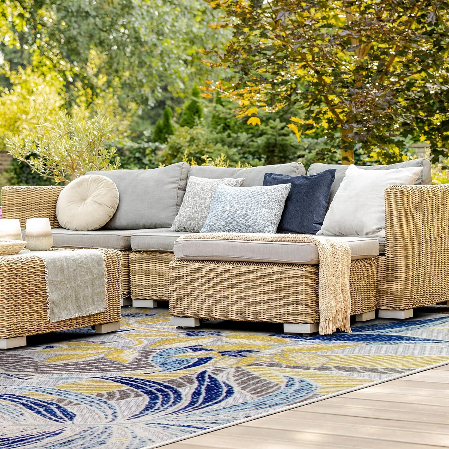 image:imageLeick Home 595280 Song Floral Indoor Outdoor Area Rug Rectangle 67x96
